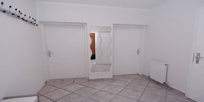 AZ0067