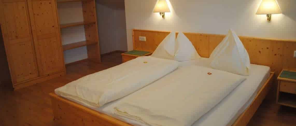 AZ0038